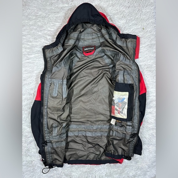 Marmot GoreTex Hooded Shell Jacket Size Small Red and Black - Picture 3 of 13